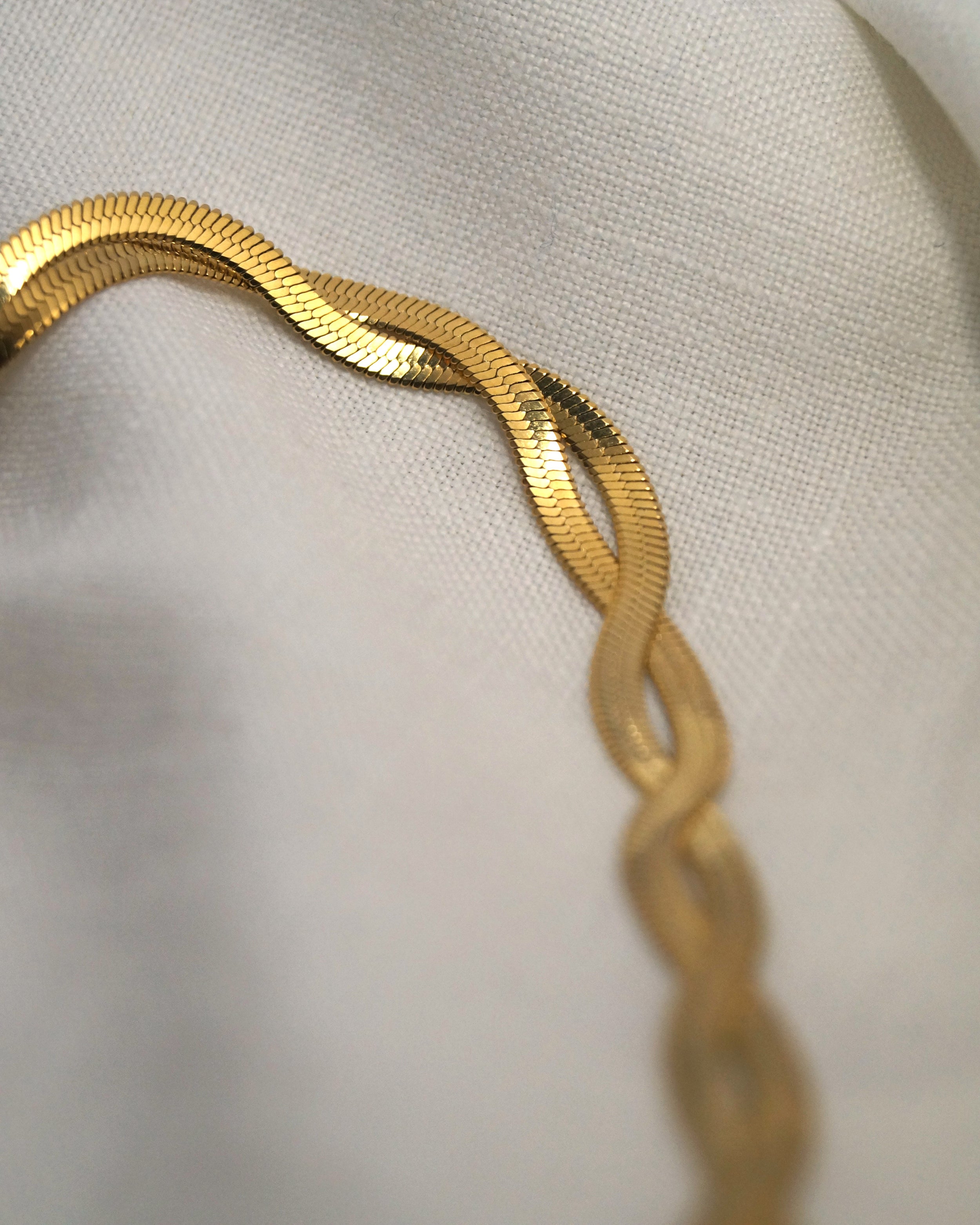 Twist Chain Necklace